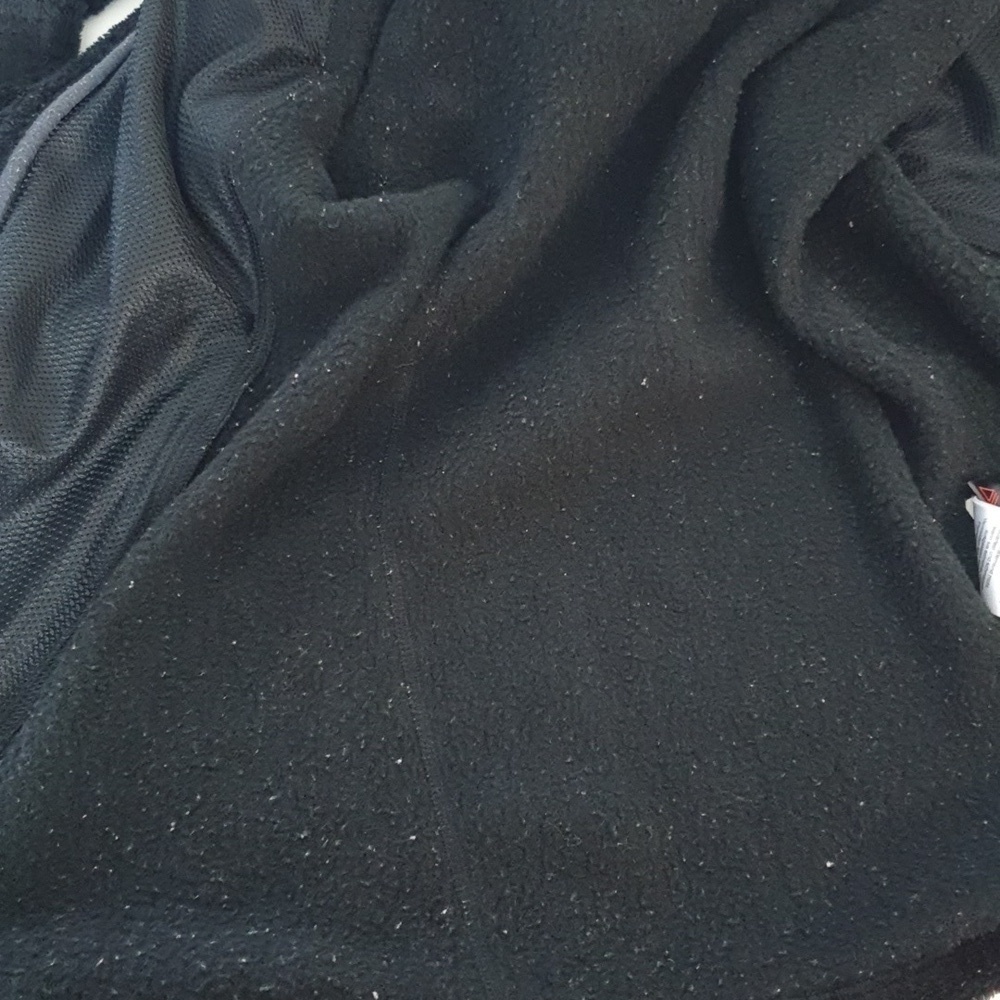 Mountain Hardware Fleece Jacket - Picture 4 of 10